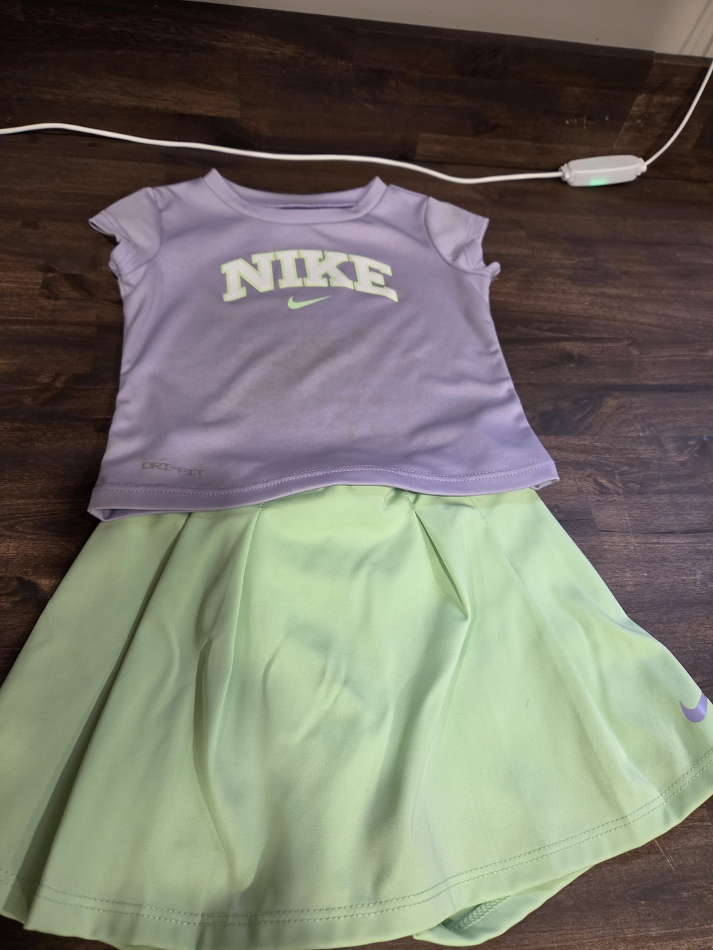 Nike Outfit - 18M